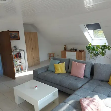 Schicke Jara Mit Saunaoption Daire